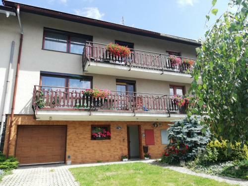 Apartamento De?tn� 371 - Bu?te Na Hor�ch Jako Doma