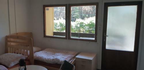 Lodge Chatky Pod Born�m M�chovo Jezero
