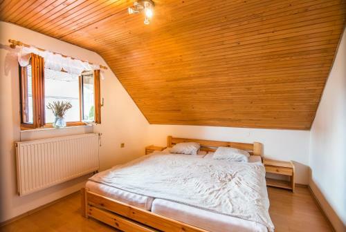 Apartamento Malovan� Dvore?ek