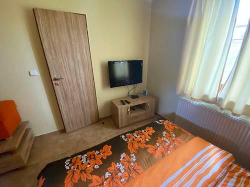 Apartm�ny F - Chata Svobod?nka