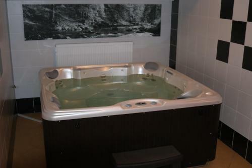 Apartm�ny Divok� And?l