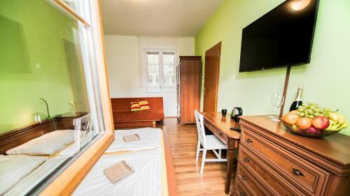 Hostal Apartm�ny Pod ?er?�kem