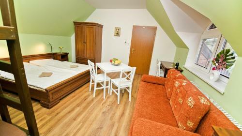 Hostal Apartm�ny Pod ?er?�kem