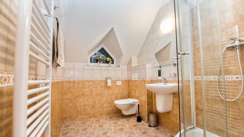 Hostal Apartm�ny Pod ?er?�kem