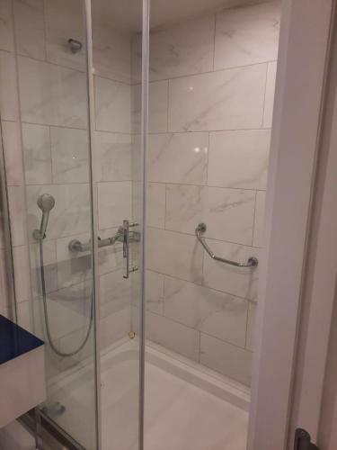 Apartamento Twins Tower Orbi City