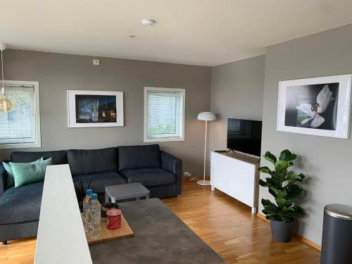Modern Apartment In The Harbour Of J�rpeland
