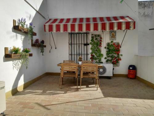 Apartamento Idilico �tico En Triana-3bd+1bth