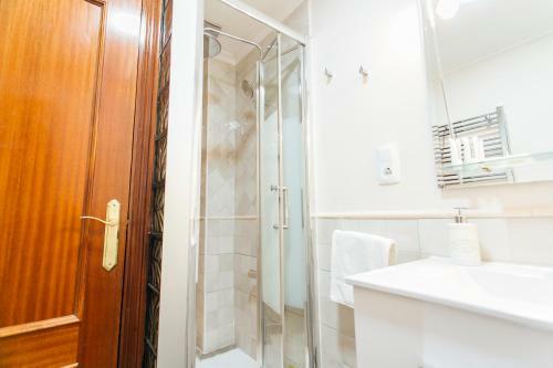 Apartamento Idilico �tico En Triana-3bd+1bth
