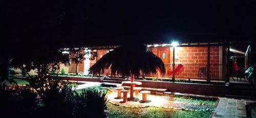 Hostal Caba�a Neverland