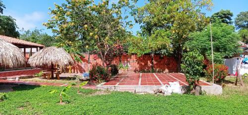 Hostal Caba�a Neverland