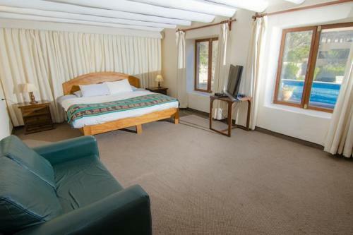 Villa Colonial House