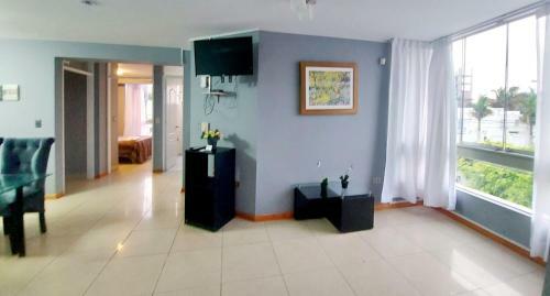 Av El Golf Aparts