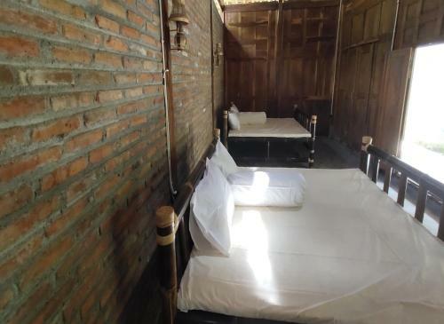 Hostal Omah Regeng