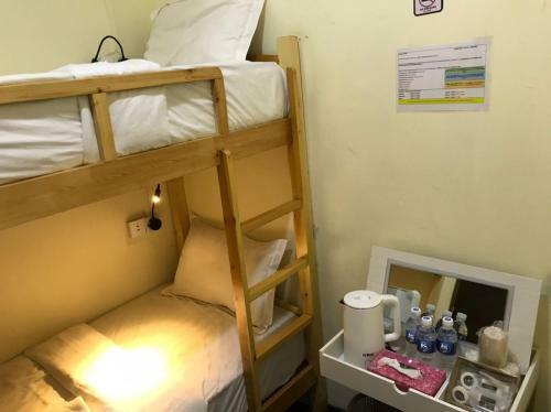 Hotel M&d Lodge