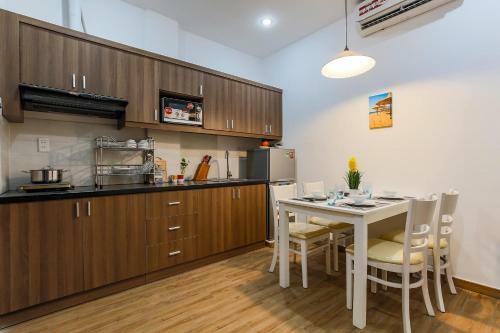 Apartamento C?n H? Kh�ch S?n Lux Trung T�m Qu?n 1