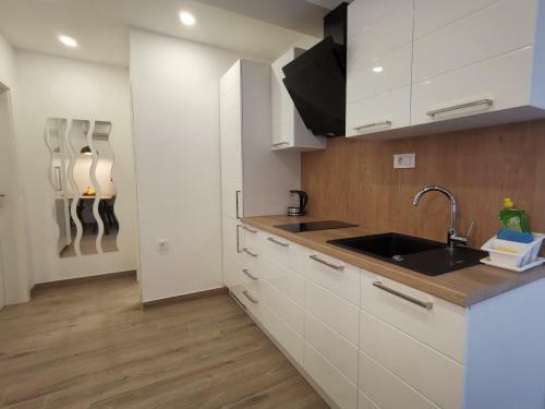 Apartments Tonkita With Jacuzzi