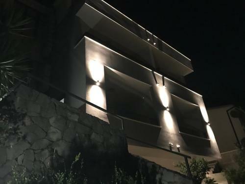 Apartments Tonkita With Jacuzzi