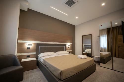 Building Hotel