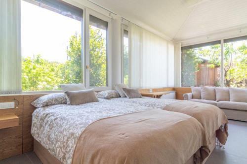 Susi Suites