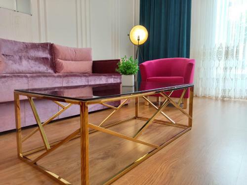 Elegant Lux Apartment In Central Square
