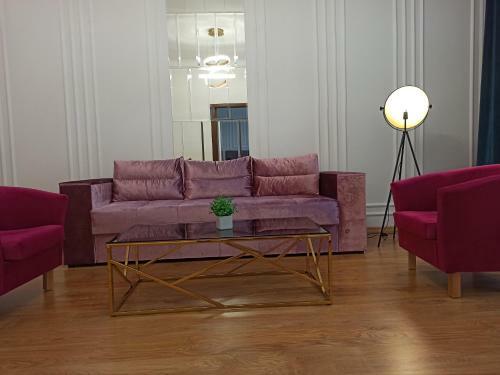 Elegant Lux Apartment In Central Square