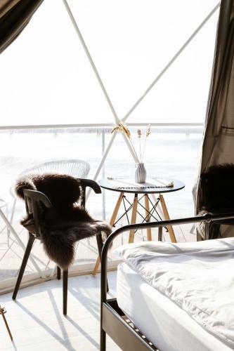 Minimalist. Glamping
