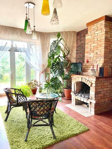 Villa River House