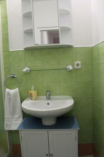 Apartamento Piso Al Lado de La Plaza Herradores