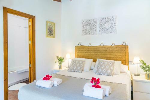 Beautiful Mallorcan Villa With Pool In Soller