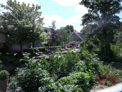 Bed & Breakfast Buitenplaats De Blauwe Meije