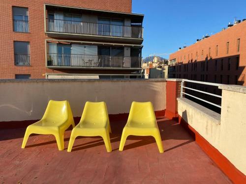 Apartamento Piso En Terrassa Centro +piscina+terraza+vistas