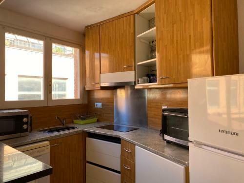Apartamento Piso En Terrassa Centro +piscina+terraza+vistas