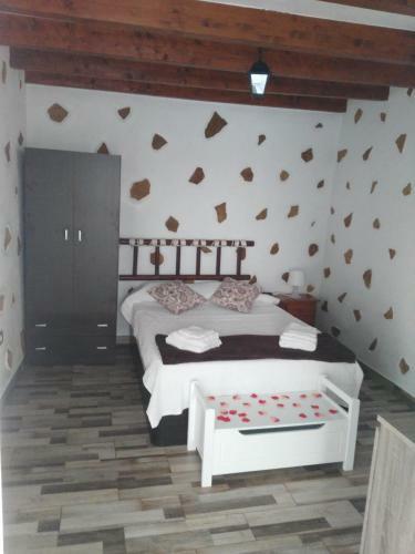 Chalet Playa De Tufia And Beach
