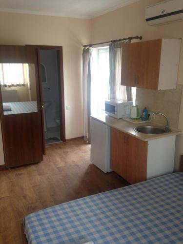 Hostal ???????? ??? "?????" ????? ????.