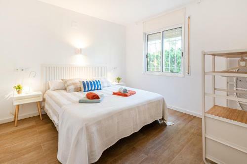 Lovely House In La Mora Beach