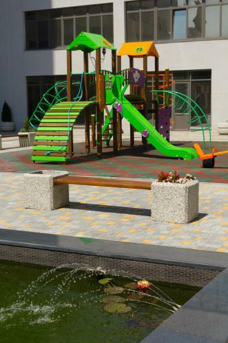 Arcadia Plaza Apartments