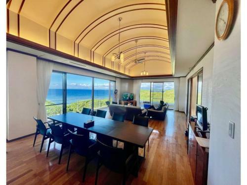 Villa Luxe - Vacation Stay 83378v