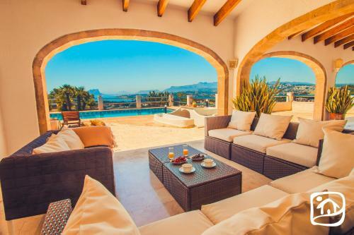 Abahana Villas Scarlett