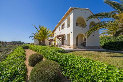 Luxury Villa With Panoramic Views Over Moraira