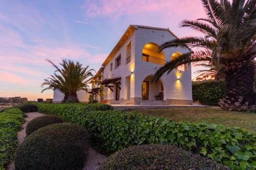 Luxury Villa With Panoramic Views Over Moraira