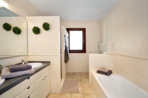 Luxury Villa With Panoramic Views Over Moraira