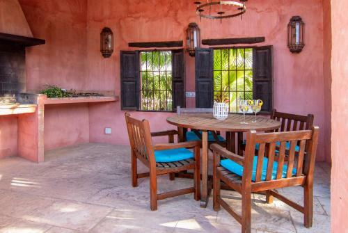 Casa Rosa Boutique Home