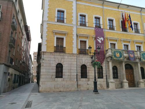Apartamento Tirwal Suite