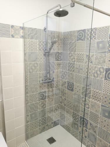 Apartamento Tirwal Suite