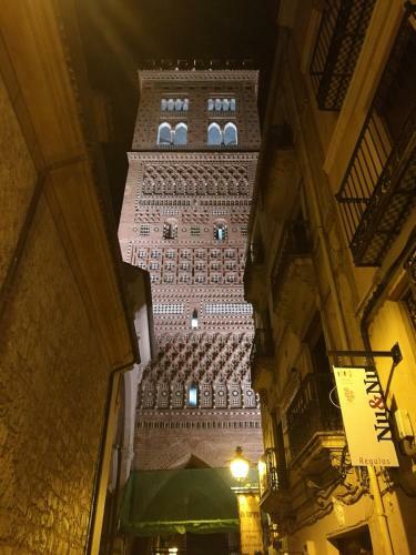 Apartamento Tirwal Suite