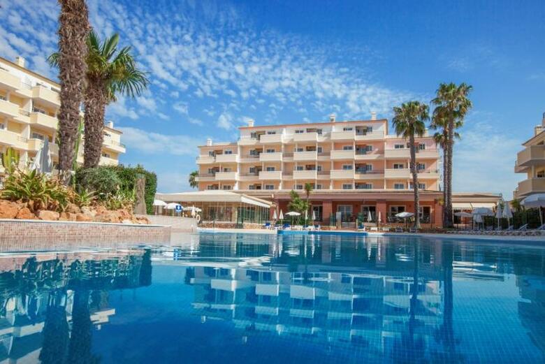 Aparthotel Vitor's Plaza
