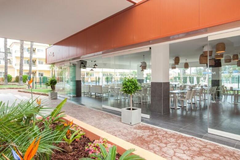 Aparthotel Vitor's Plaza