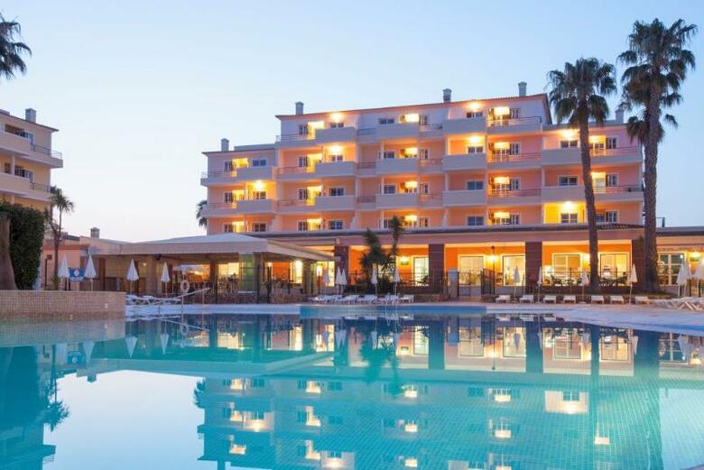 Aparthotel Vitor's Plaza