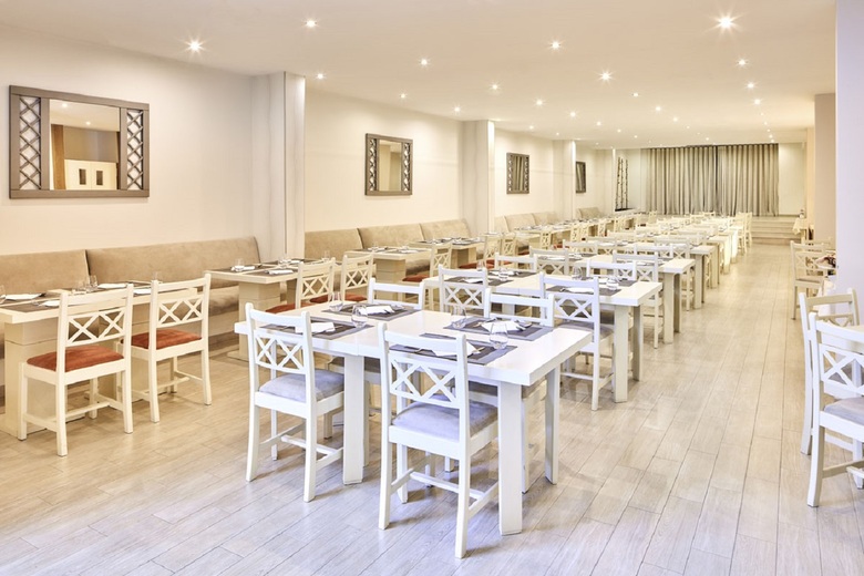 Hotel Santa Eulalia Beach Club