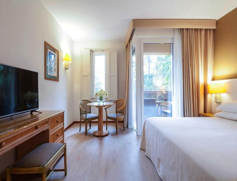 Hotel Dom Pedro Marina